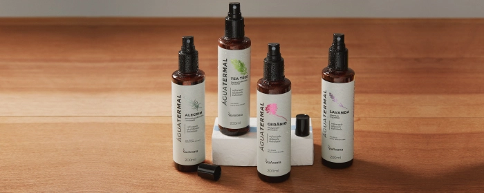 Quatro frascos de spray de água termal da Via Aroma