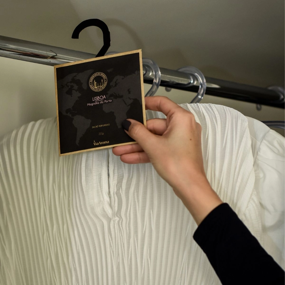 Sachê Perfumado Lisboa Magnólia do Porto Linha Mundo Via Aroma - 20g Produto Sachê Perfumado Lisboa Magnólia do Porto Linha Mundo Via Aroma - 20g