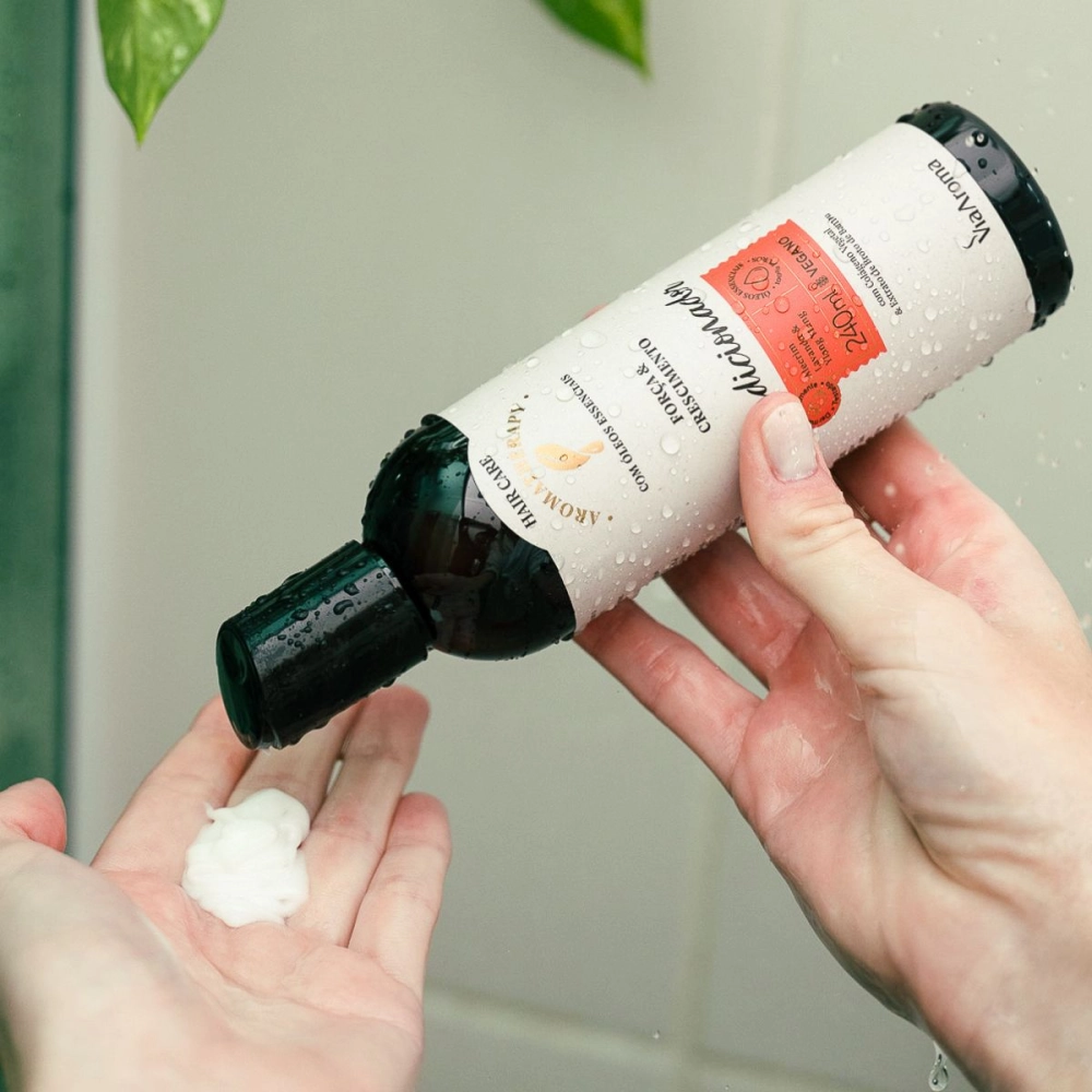 Condicionador Força e Crescimento Aromatherapy Via Aroma - 240ml Produzida Condicionador Força e Crescimento Aromatherapy Via Aroma - 240ml Produzida