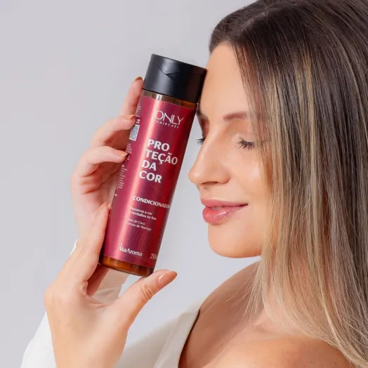 Condicionador Proteção da Cor Only Haircare Via Aroma - 250ml Produto Condicionador Proteção da Cor Only Haircare Via Aroma - 250ml