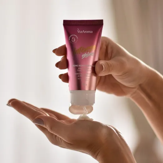 Creme Hidratante Desodorante Mãos Intense Shine Via Aroma - 60g Produto Creme Hidratante Desodorante Mãos Intense Shine Via Aroma - 60g