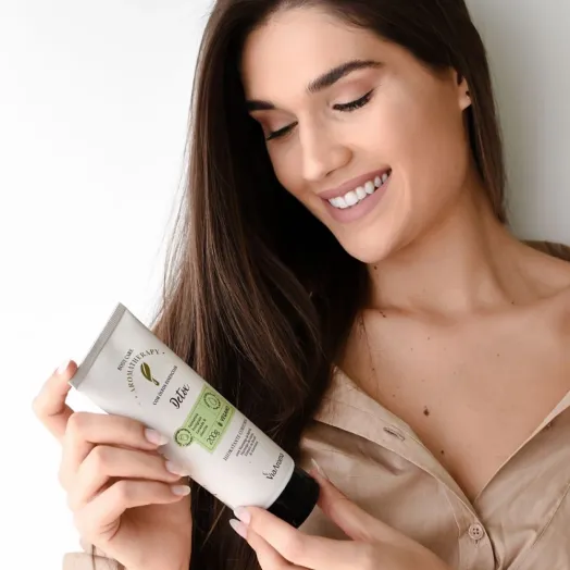 Hidratante Corporal Detox Aromatherapy Via Aroma - 200g Produto Hidratante Corporal Detox Aromatherapy Via Aroma - 200g