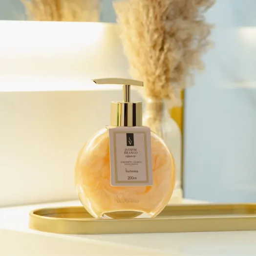 Sabonete Líquido Desodorante Jasmim Branco Via Aroma - 200ml Produto Sabonete Líquido Desodorante Jasmim Branco Via Aroma - 200ml