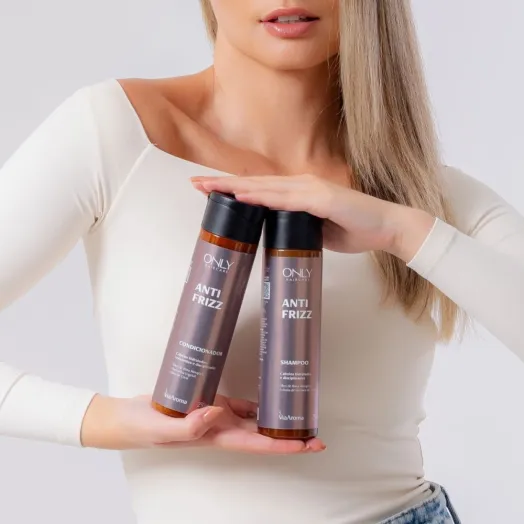 Shampoo Antifrizz Only Haircare Via Aroma - 250ml Produto Shampoo Antifrizz Only Haircare Via Aroma - 250ml