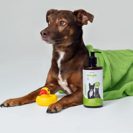 Shampoo One Pet Pelos Escuros Via Aroma – 500 ml Produto Shampoo One Pet Pelos Escuros Via Aroma – 500 ml