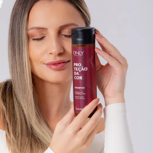 Shampoo Proteção da Cor Only Haircare Via Aroma - 250ml Produto Shampoo Proteção da Cor Only Haircare Via Aroma - 250ml